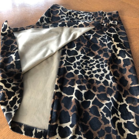 VINTAGED ZARA ANIMAL PRINT WRAP SKIRT - Picture 2 of 3